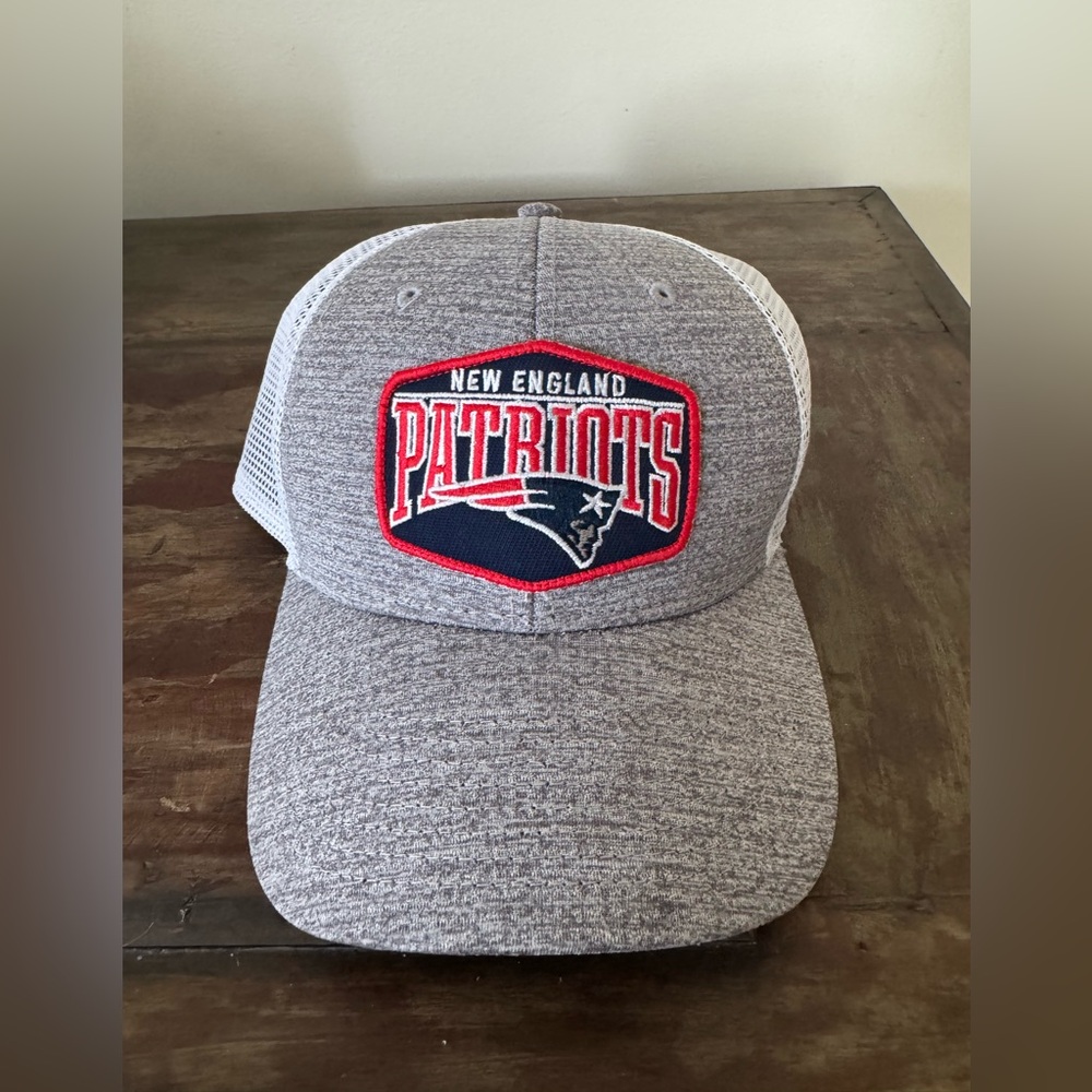 New England Patriots‎ gray and white snapback baseball cap hat one size